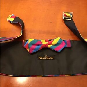 Nieman Marcus striped Cumberland bun and tie set.